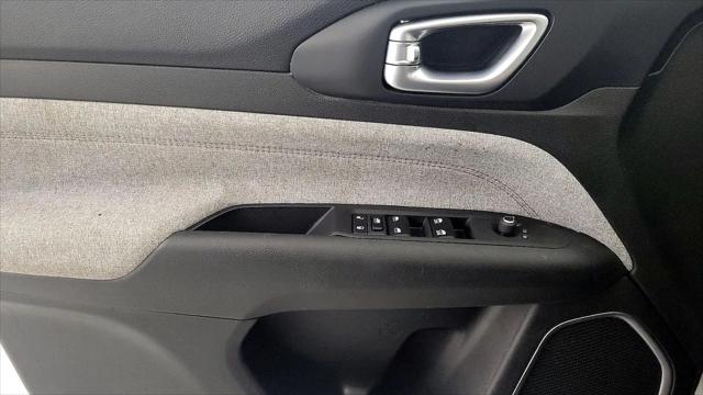 2023 Jeep Compass Latitude Lux FWD