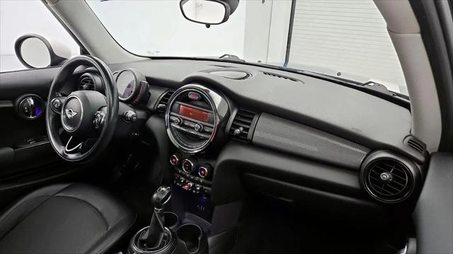 2015 MINI Hardtop Cooper