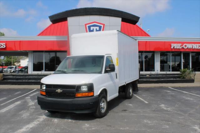 2017 Chevrolet Express Cutaway Work Van for sale in Taylor, MI