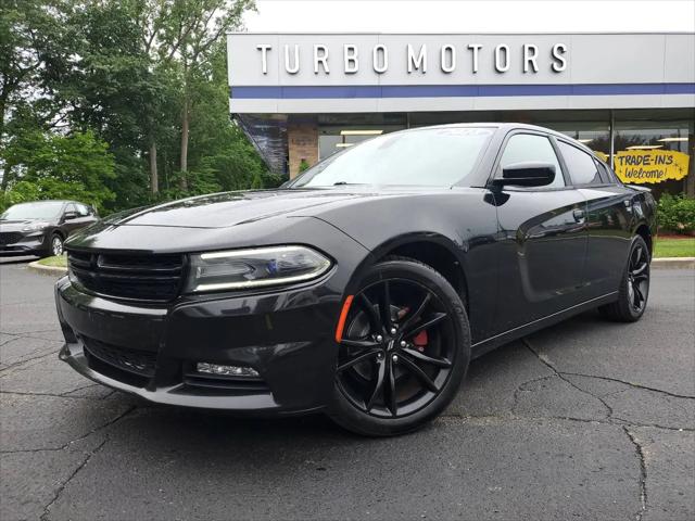 2018 Dodge Charger SXT Plus RWD for sale in Taylor, MI