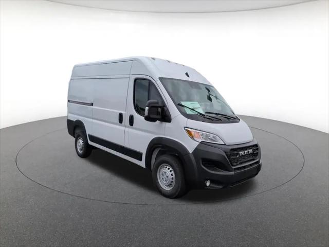 2026 Ram ProMaster Cargo Van Tradesman High Roof 136 WB w/Pass Seat