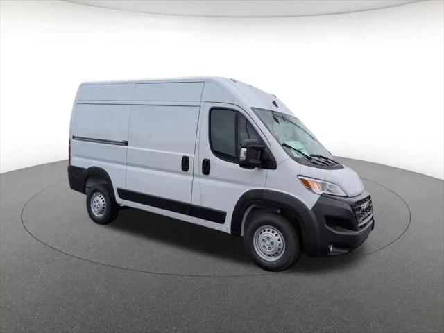 2026 Ram ProMaster Cargo Van Tradesman High Roof 136 WB w/Pass Seat