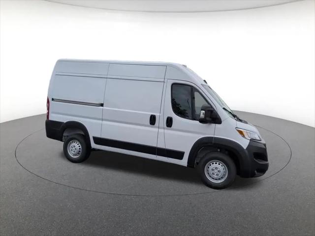 2026 Ram ProMaster Cargo Van Tradesman High Roof 136 WB w/Pass Seat
