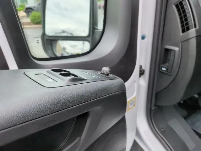 2026 Ram ProMaster Cargo Van Tradesman High Roof 136 WB w/Pass Seat