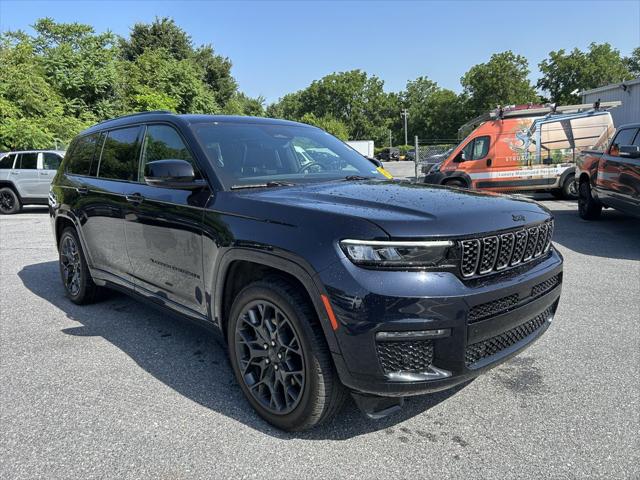 2023 Jeep Grand Cherokee L Summit 4x4 2023 Jeep Grand Cherokee L Summit 4x4