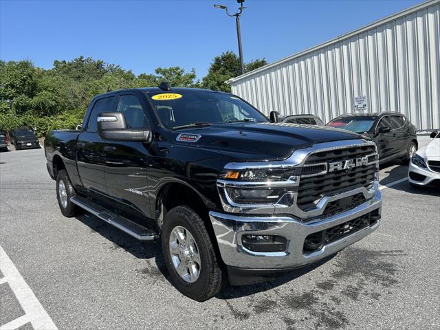 2025 RAM 2500 Big Horn Crew Cab 4x4 64 Box