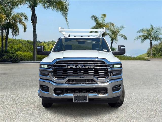2025 RAM Ram 3500 Chassis Cab RAM 3500 TRADESMAN CHASSIS REGULAR CAB 4X2 84 CA