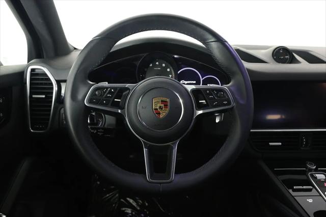 2023 Porsche Cayenne Platinum Edition
