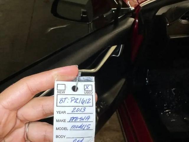 2013 Tesla Model S Standard