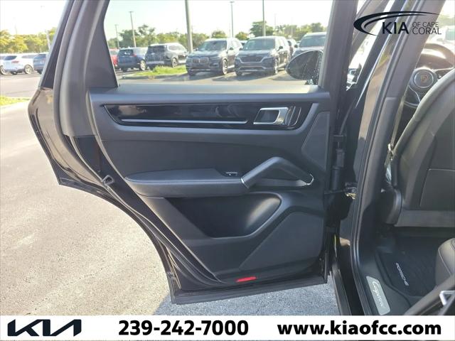 2023 Porsche Cayenne Cayenne