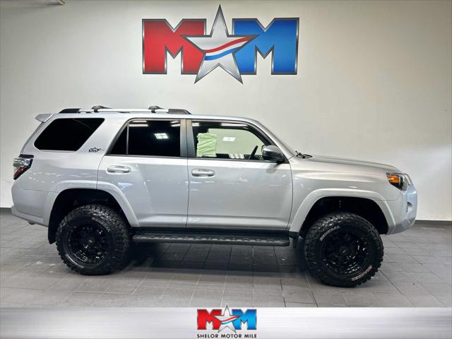 2021 Toyota 4Runner SR5 2021 Toyota 4Runner SR5