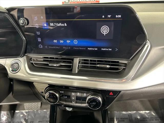 2025 Chevrolet Trax FWD LT