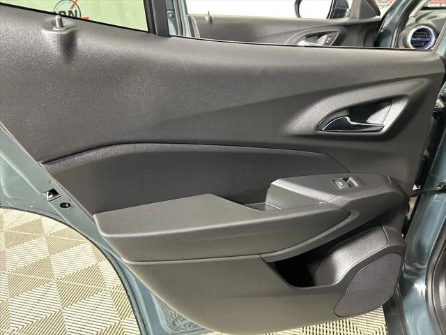 2025 Chevrolet Trax FWD LT