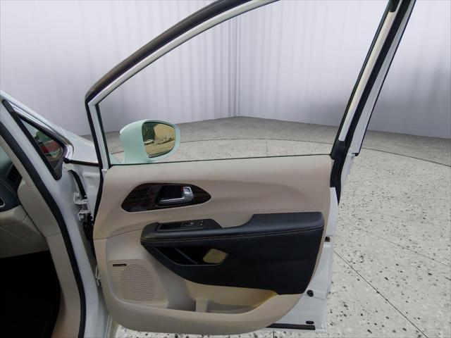 2021 Chrysler Pacifica Limited AWD