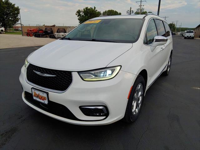 2021 Chrysler Pacifica Limited AWD for sale in Fort Scott, KS