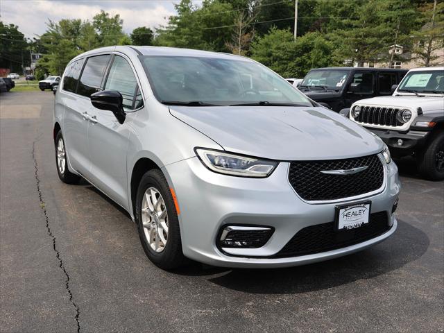 2024 Chrysler Pacifica Touring L for sale in Beacon, NY