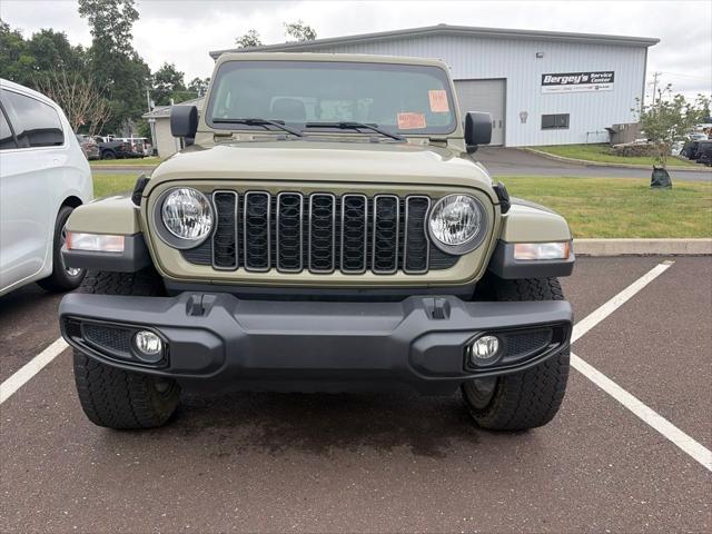 2025 Jeep Gladiator Nighthawk