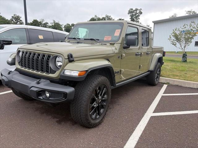 2025 Jeep Gladiator Nighthawk