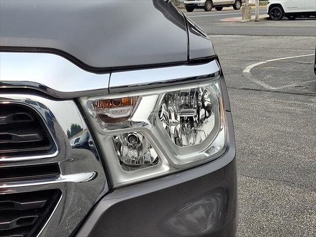 2022 Ram 1500 Big Horn Crew Cab 4x4 5'7" Box