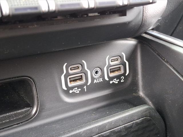 2022 Ram 1500 Big Horn Crew Cab 4x4 5'7" Box