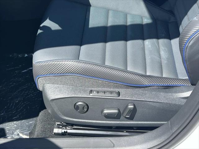 2026 Volkswagen Golf R Base