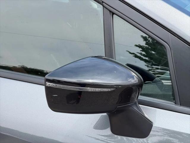 2024 Nissan Versa 1.6 SR