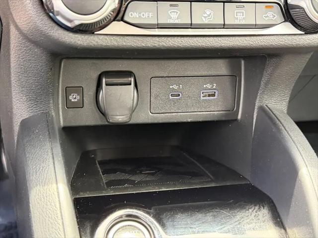 2024 Nissan Versa 1.6 SR