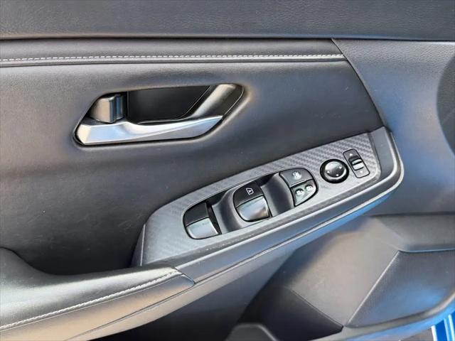 2023 Nissan Sentra SV Xtronic CVT