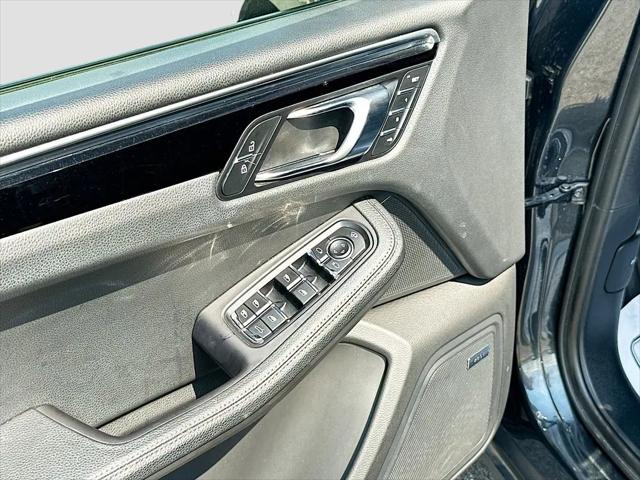 2024 Porsche Macan Macan