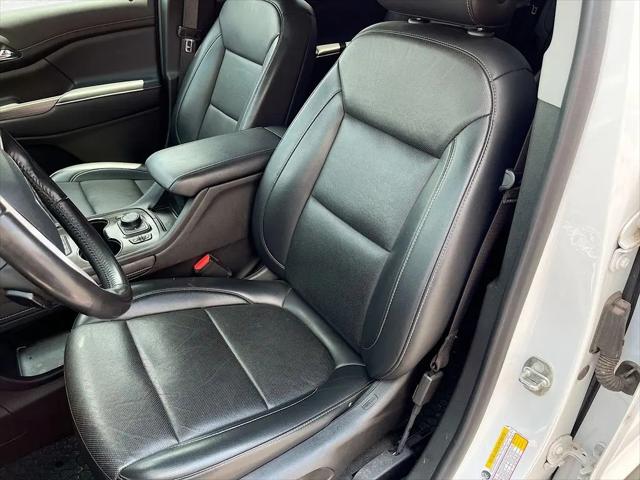 2021 GMC Acadia FWD SLT
