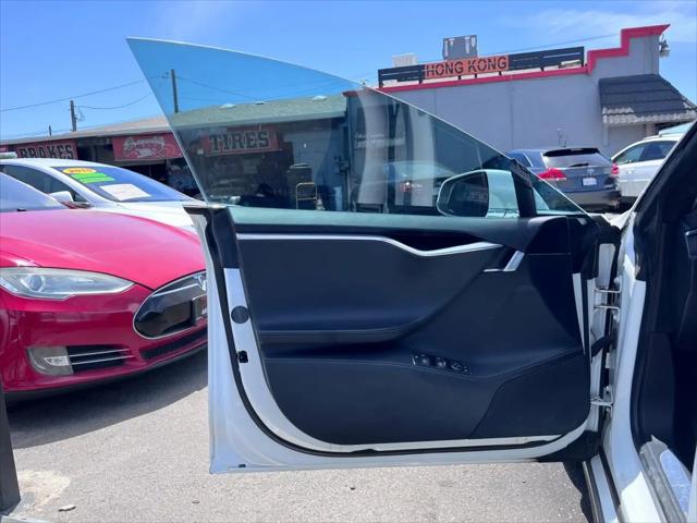 2015 Tesla Model S 85D
