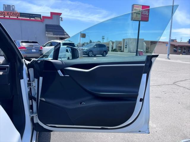 2015 Tesla Model S 85D