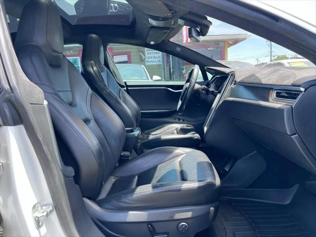 2015 Tesla Model S 85D