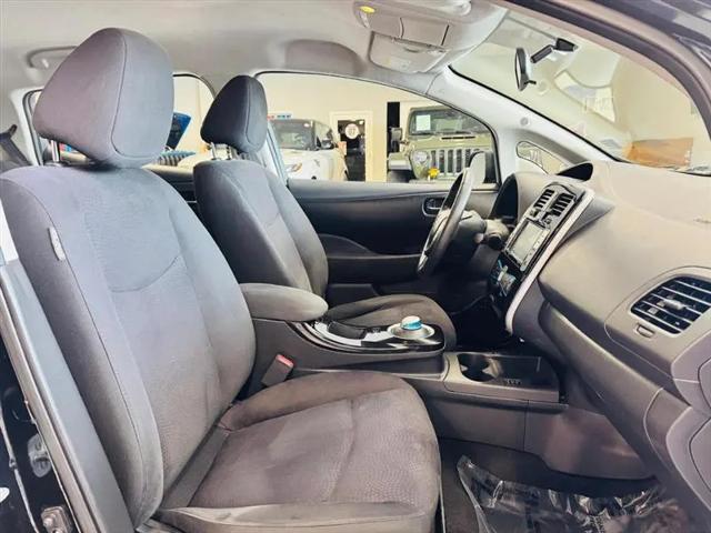 2017 Nissan LEAF SV