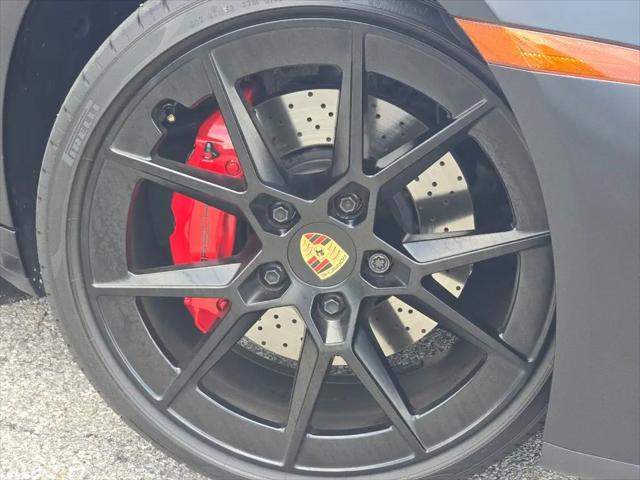 2025 Porsche 911 Carrera T