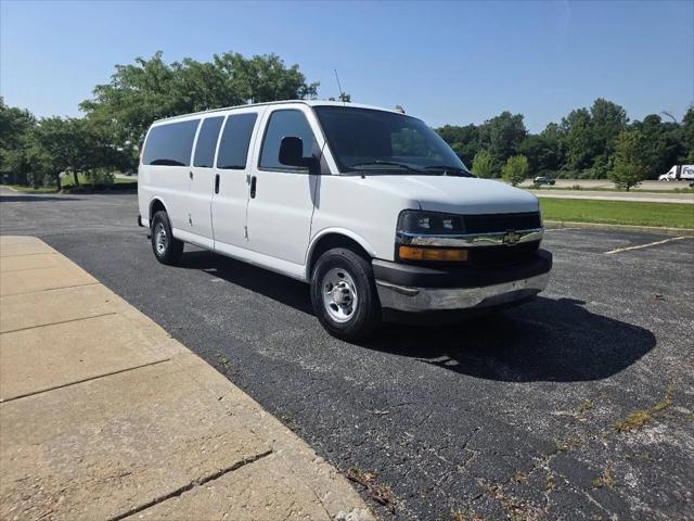 2017 Chevrolet Express LT