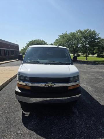 2017 Chevrolet Express LT