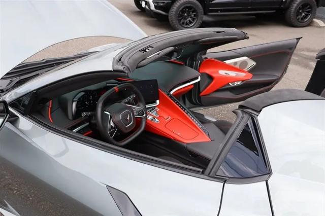 2024 Chevrolet Stingray 1LT RWD