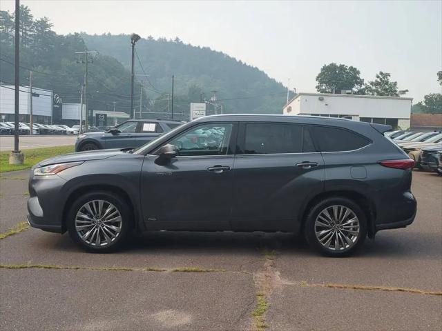 2020 Toyota Highlander Hybrid Platinum