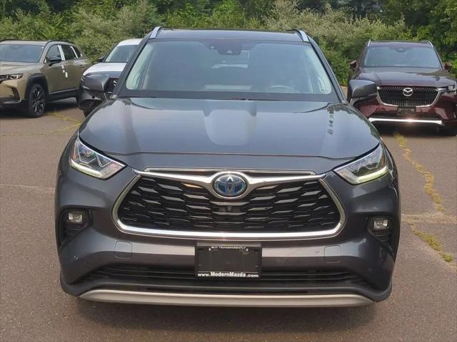 2020 Toyota Highlander Hybrid Platinum