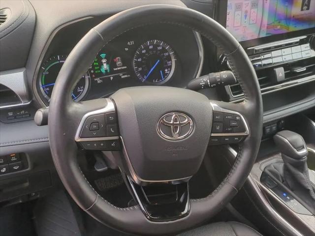 2020 Toyota Highlander Hybrid Platinum