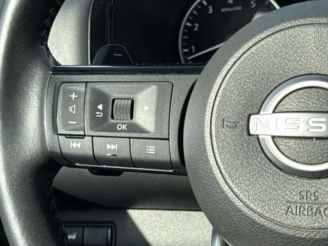 2024 Nissan Pathfinder SL FWD