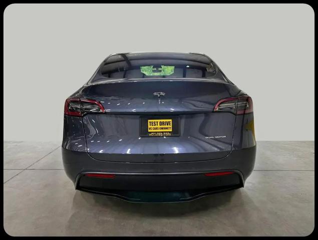 2022 Tesla Model Y Long Range Dual Motor All-Wheel Drive