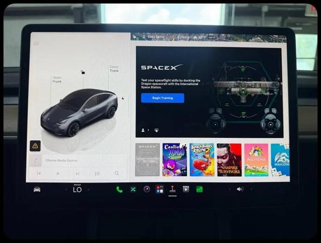2022 Tesla Model Y Long Range Dual Motor All-Wheel Drive