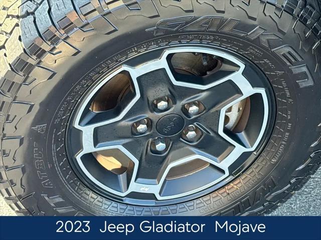 2023 Jeep Gladiator Sport