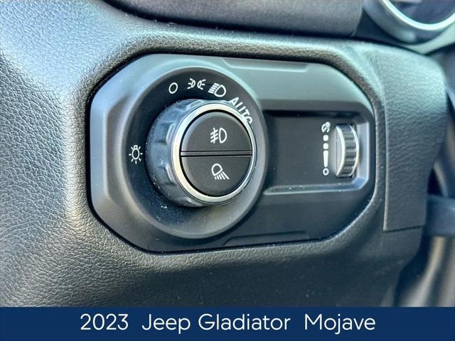 2023 Jeep Gladiator Sport