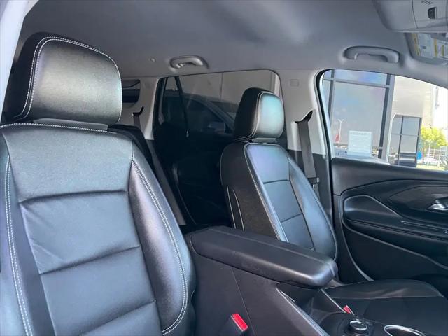 2024 GMC Terrain FWD SLT