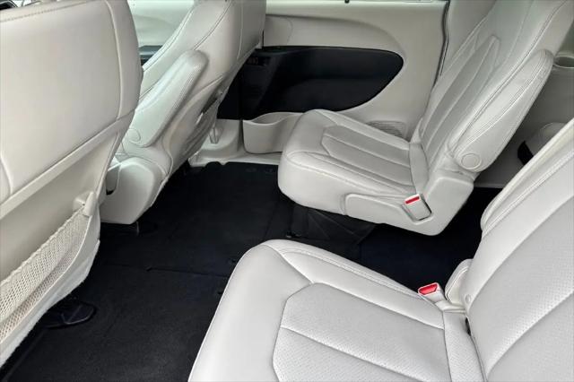 2021 Chrysler Voyager LXI