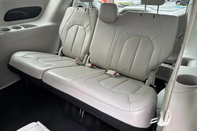 2021 Chrysler Voyager LXI