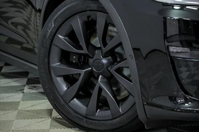 2022 Tesla Model X Plaid Tri Motor All-Wheel Drive